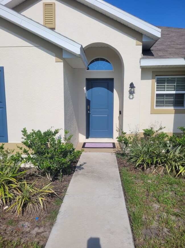 Building Photo - 809 Chestnut Dr