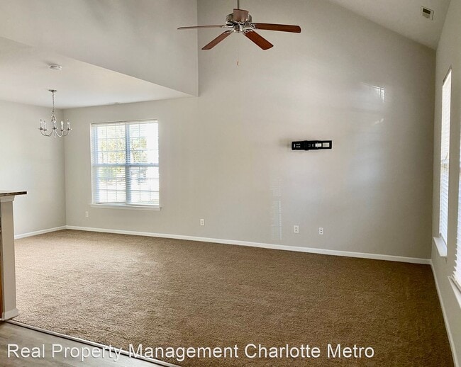Building Photo - 1 br, 1 bath House - 3557 Creeping Flora Lane