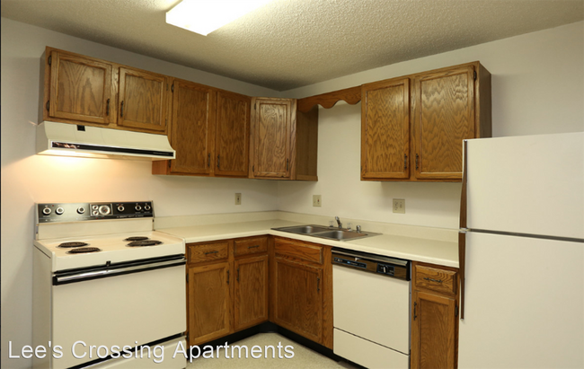 Building Photo - 5415 Lees Crossing Dr