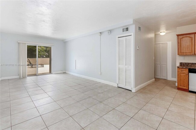 Foto del edificio - 1300 Lincoln Rd