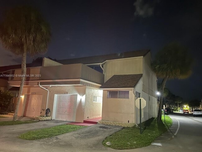 Building Photo - 853 NW 81st Way