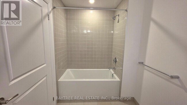 Building Photo - 3240 William Coltson Ave