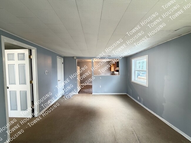 Building Photo - 111 Southside Pkwy