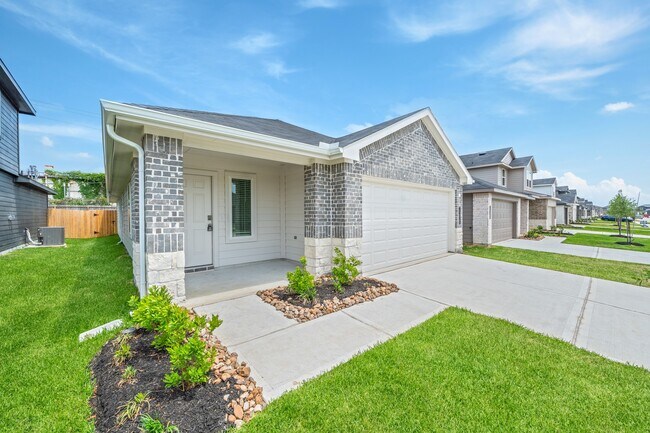 Foto del edificio - 16830 Paintbrush Holw Ln