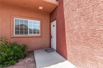 Building Photo - 4730 E Craig Rd