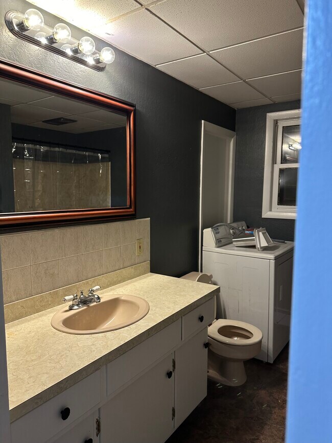 Building Photo - 58 Cascade Flt