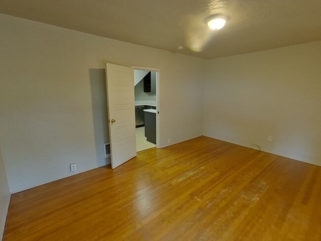 Foto del edificio - 203-207 NW 21st St.