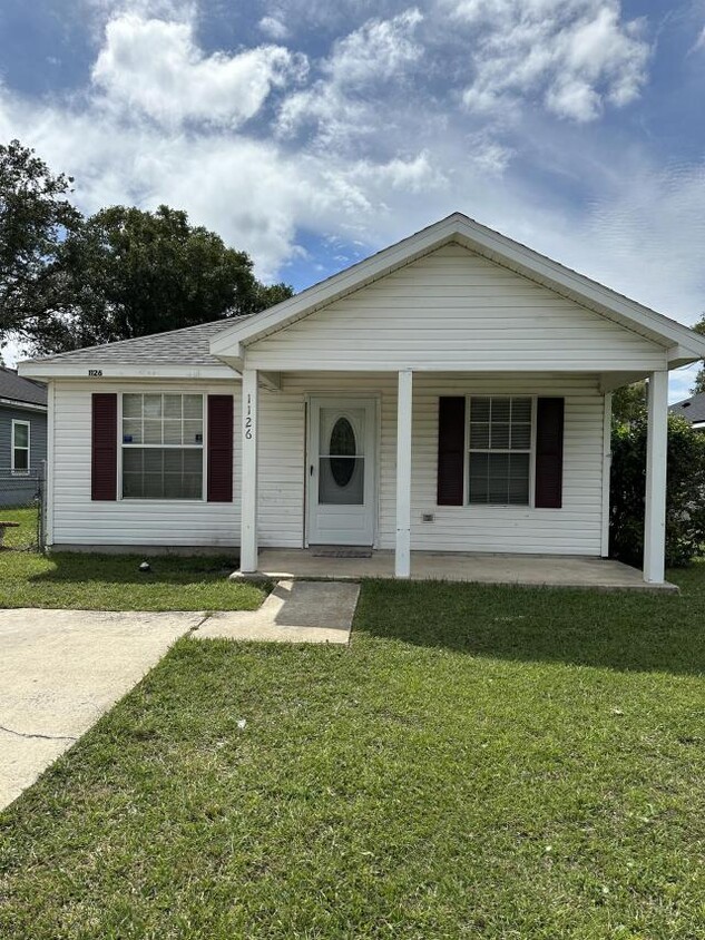 Primary Photo - 4 bedroom in Jacksonville FL 32209