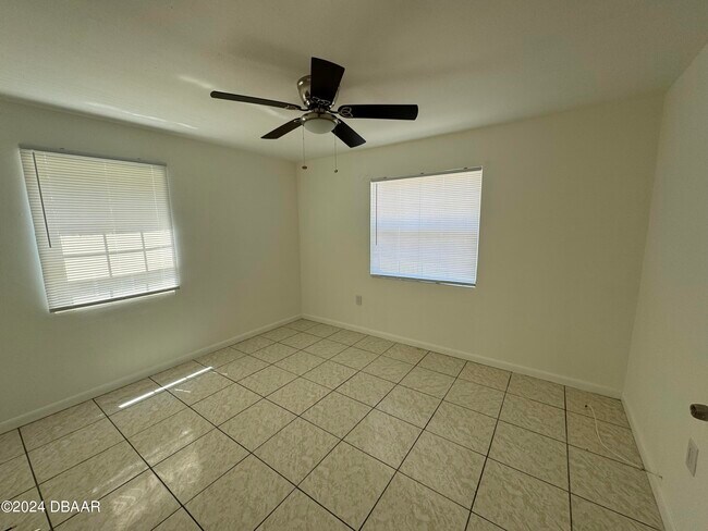 Building Photo - 32 Byron Ellinor Dr