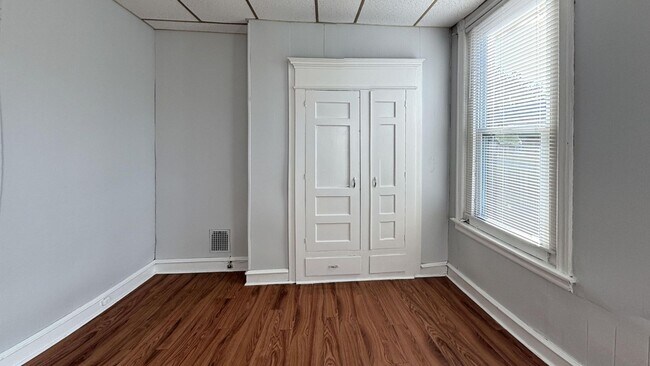 Photo - Well maintained  townhouse