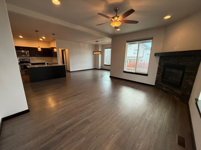 Foto del edificio - 5475 Vermeer Ln