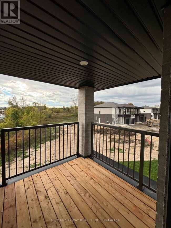 Building Photo - 258 Wellandvale Dr