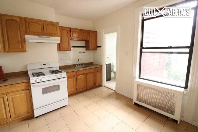 Foto del edificio - 128 Guernsey St