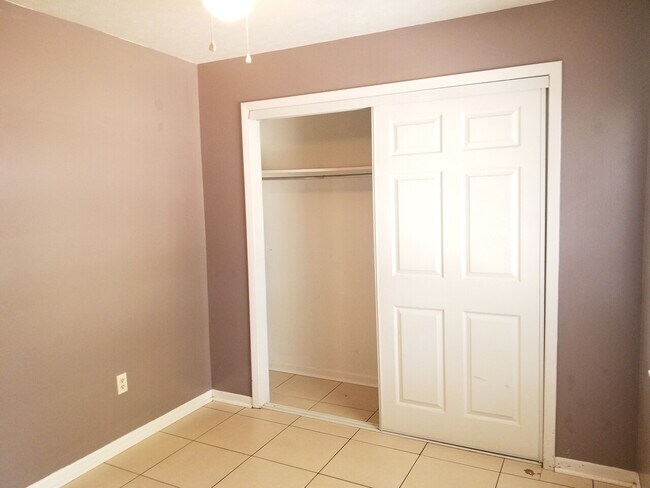 Foto del edificio - 5306 Plum