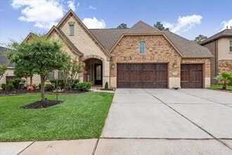 Building Photo - 23034 Creek Park Dr