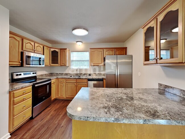 Foto del edificio - 1630 E Blairmont Dr
