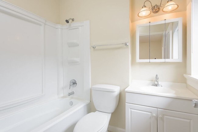 Building Photo - 64 W Santa Fe Ave