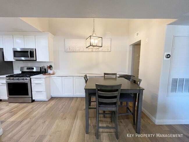 Foto del edificio - 7885 W Flamingo Rd