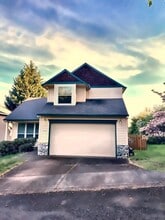 Building Photo - 14533 SW Dauer Ct