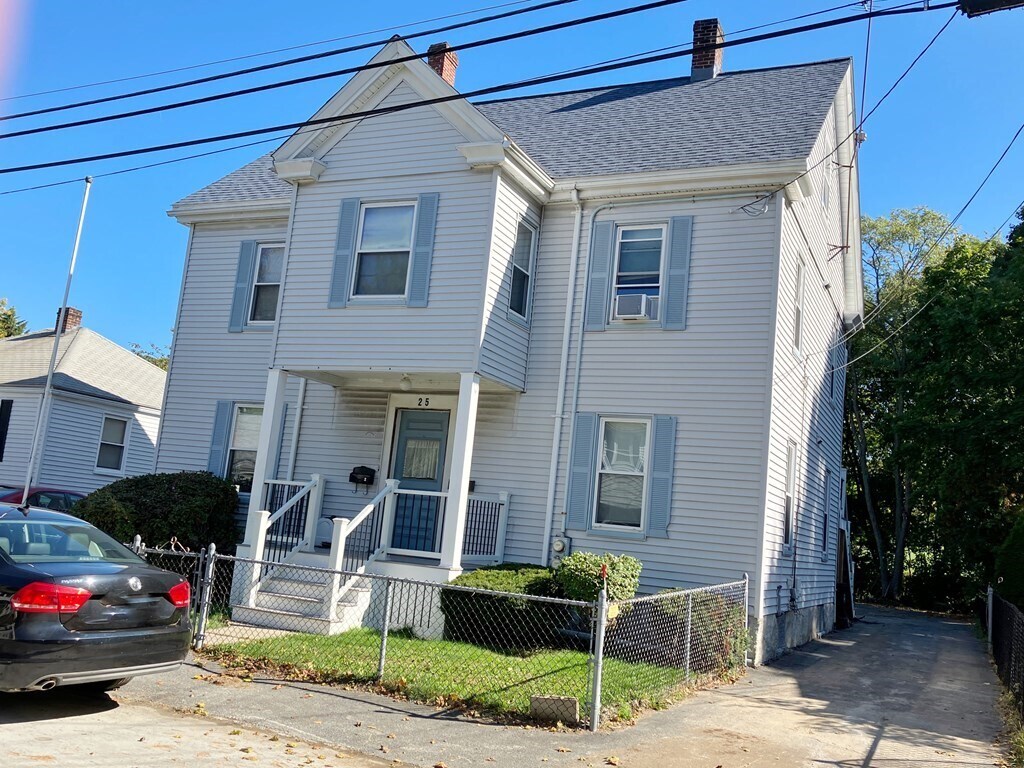 25 Thistle Ave Unit 1, Milton, MA 02186 Room for Rent in Milton, MA