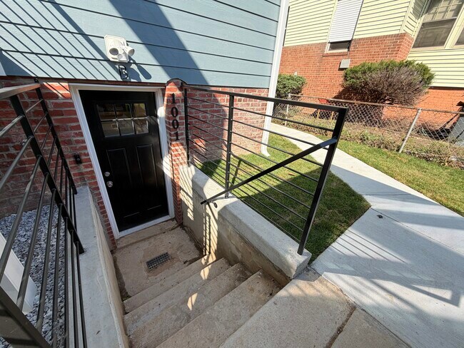 Foto del edificio - 1001 Douglas St NE