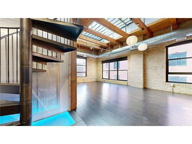 Foto del edificio - 607 Washington Ave S