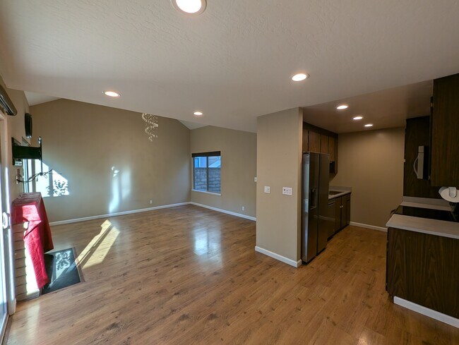 Building Photo - 2507 Kingwood Dr