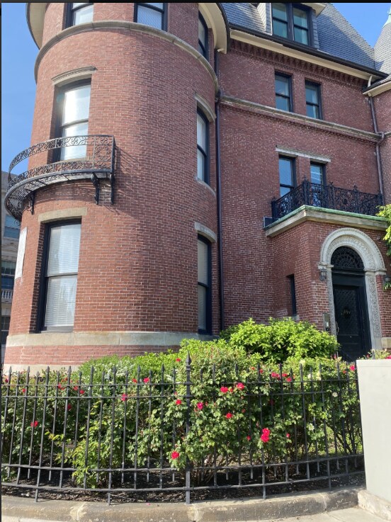 Foto del edificio - 497 Commonwealth Ave