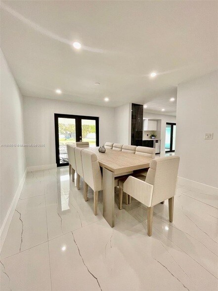 Foto del edificio - 2721 SW 130th Ave