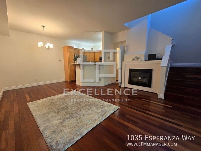 Foto del edificio - 1035 Esperanza Way-