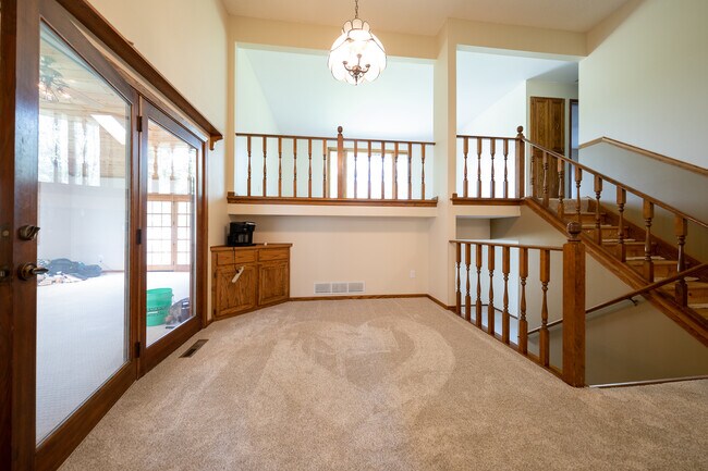 Foto del edificio - 4800 Orleans Ln N