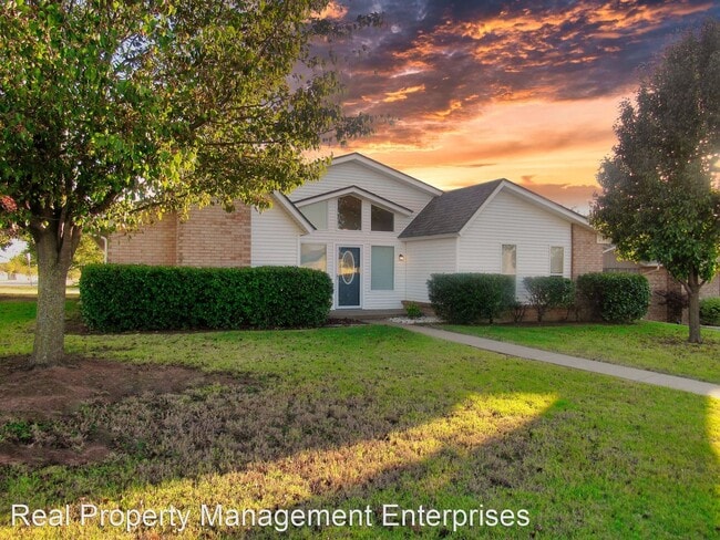 Building Photo - 3 br, 2 bath House - 500 NW 140th St