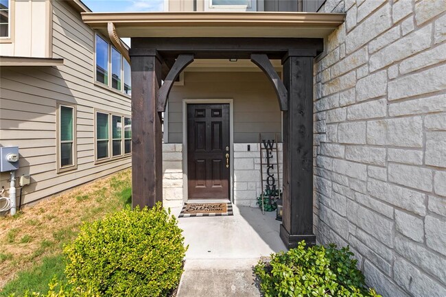 Building Photo - 14003 Osmarea Dr