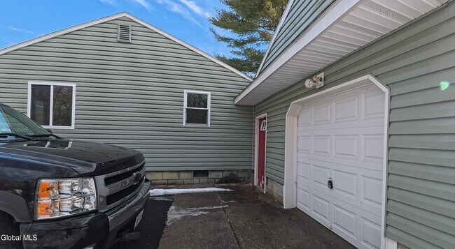 Foto del edificio - 190 Church Rd