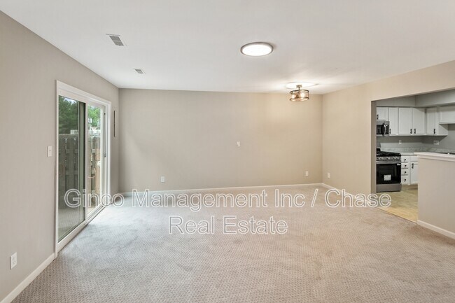 Foto del edificio - 1320 E Arnold St