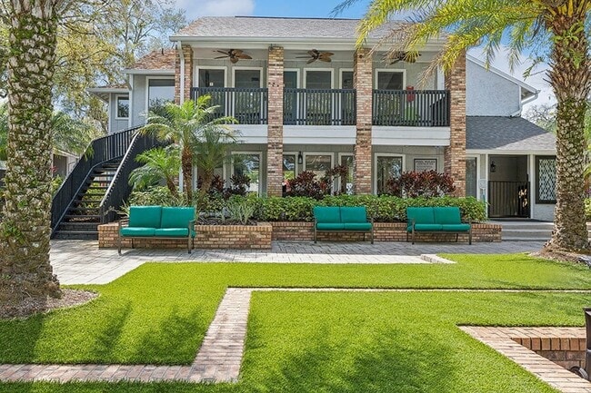 Building Photo - Grand Pavilion