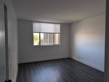 Foto del edificio - 1.0 bedroom in Lauderdale Lakes Florida 33311
