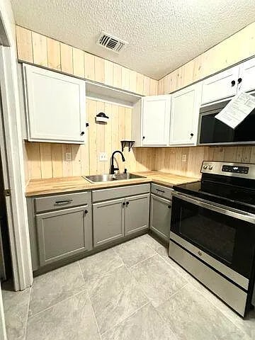 Foto del edificio - 1017 Stevens Creek Rd