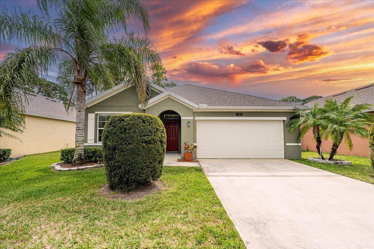 Foto principal - 1323 Lexington Square SW