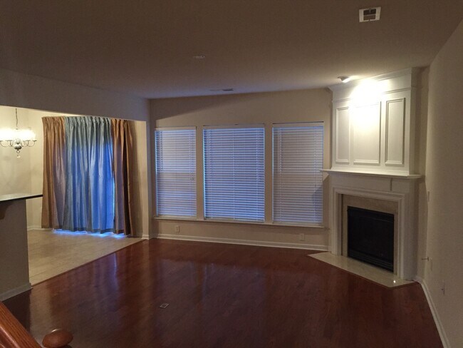 Foto del edificio - Creekside of Brentwood Townhome