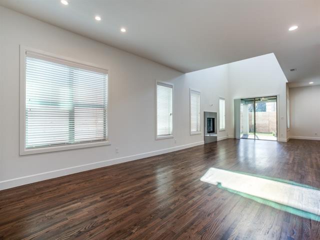 Foto del edificio - 6620 Del Norte Ln