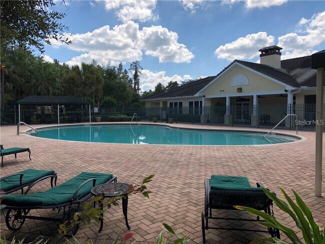 Building Photo - 18535 Bridle Club Dr