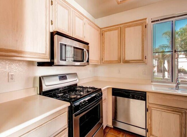 Foto del edificio - 1 bedroom condo for rent im a beautiful co...