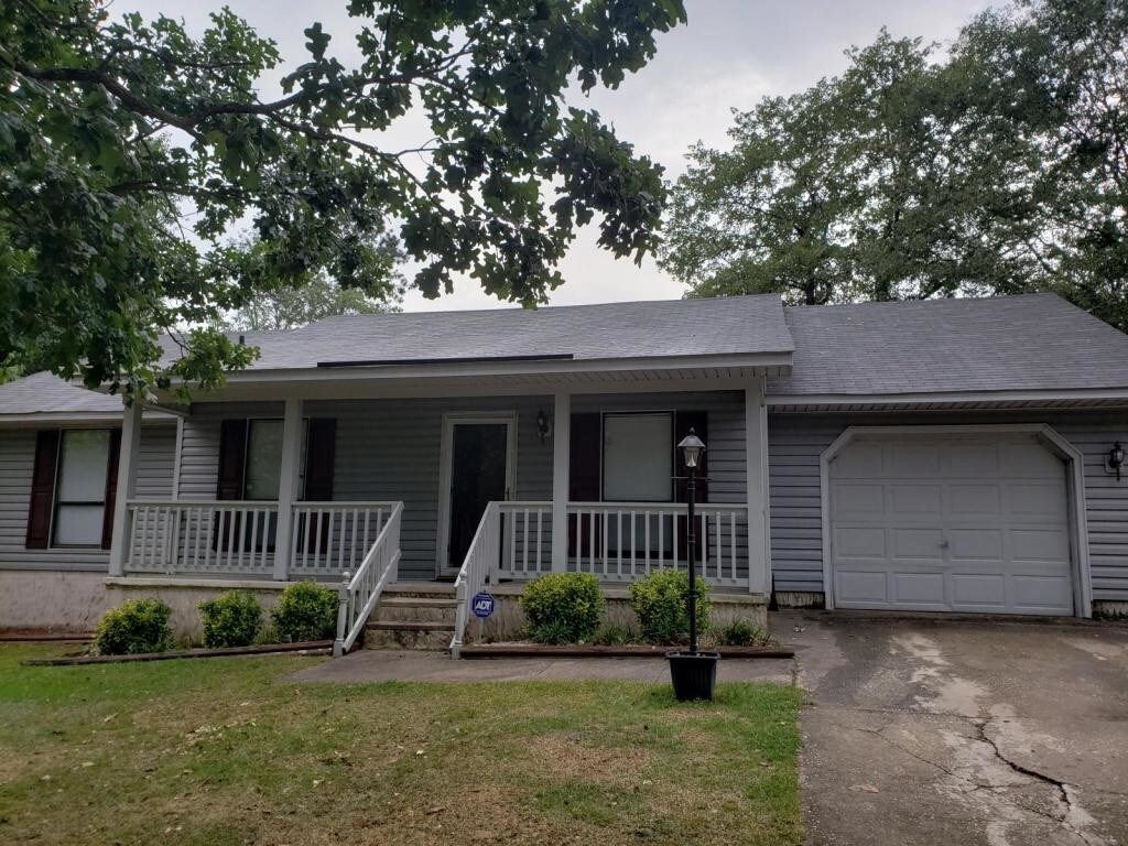 Foto principal - 3071 Cricket Rd