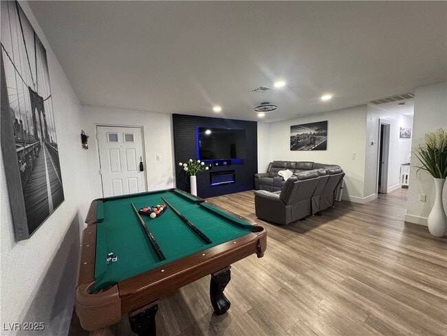 Building Photo - 5372 Princess Jean St