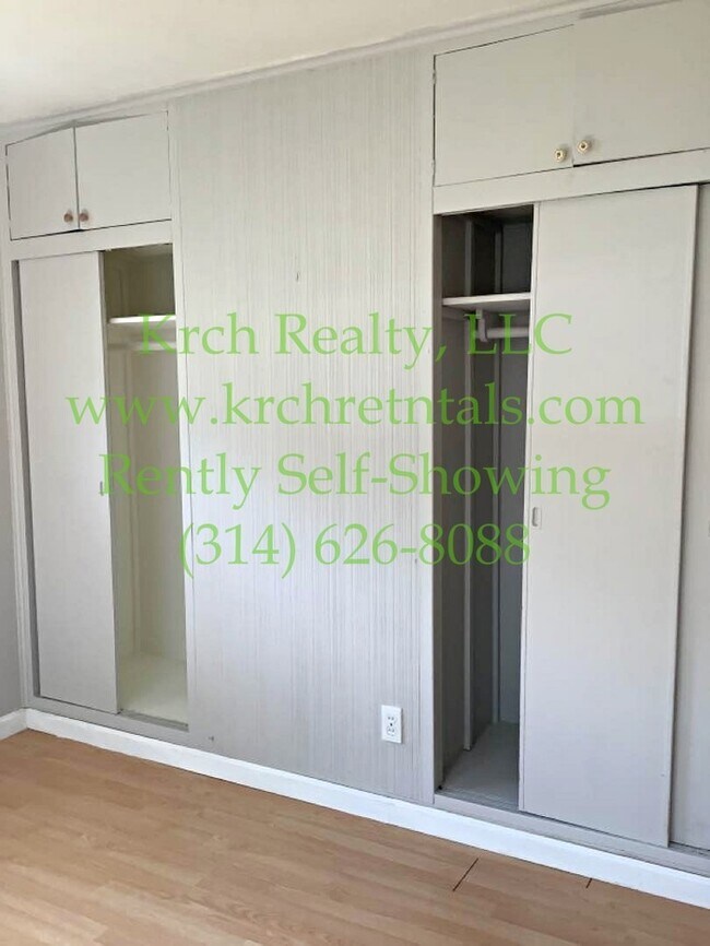 Building Photo - 840 Lebon Dr