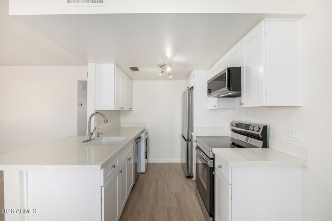 Foto del edificio - 14252 N Boxwood Ln