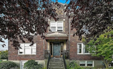 Building Photo - 4255 Linden Ave N