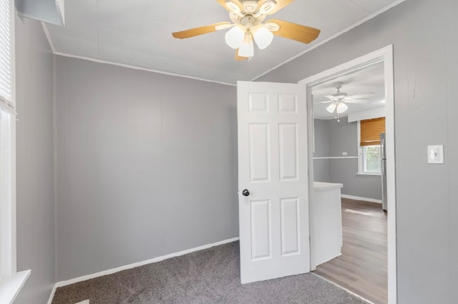 Building Photo - 6714 Sebert Ave