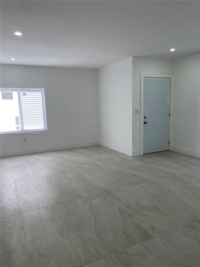 Building Photo - 1310 Sharazad Blvd